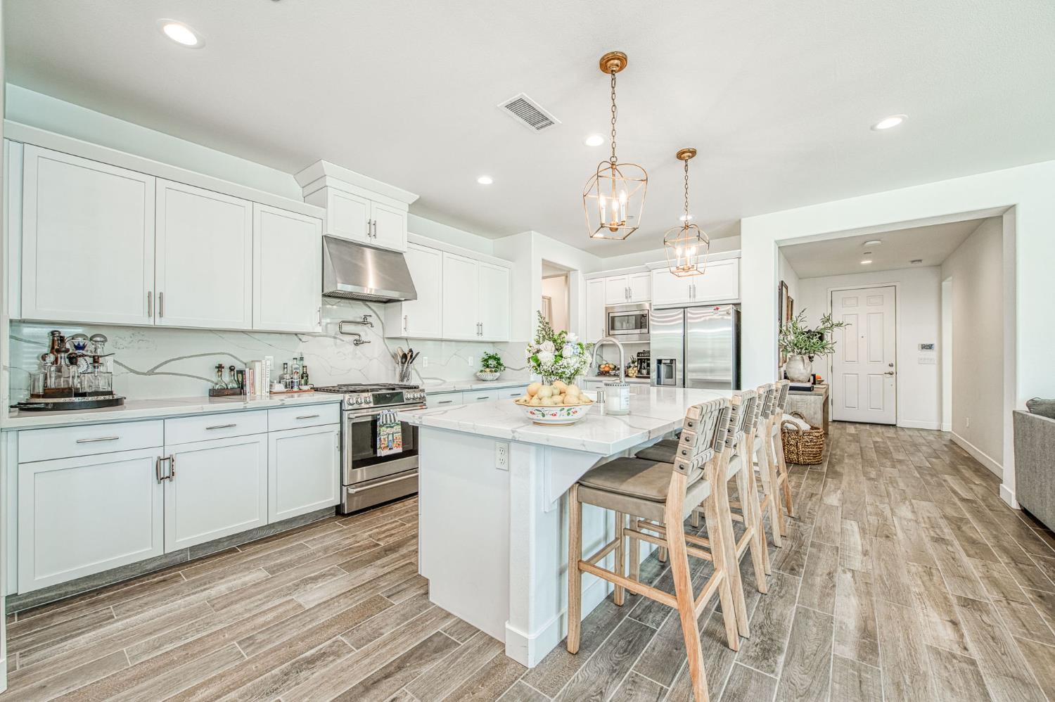 999 Little Canyon Drive, Madera, CA 93636