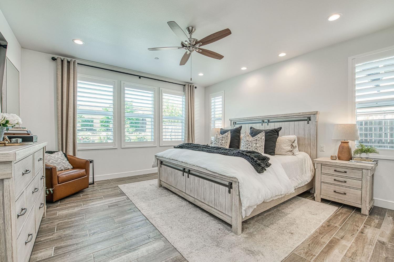 999 Little Canyon Drive, Madera, CA 93636