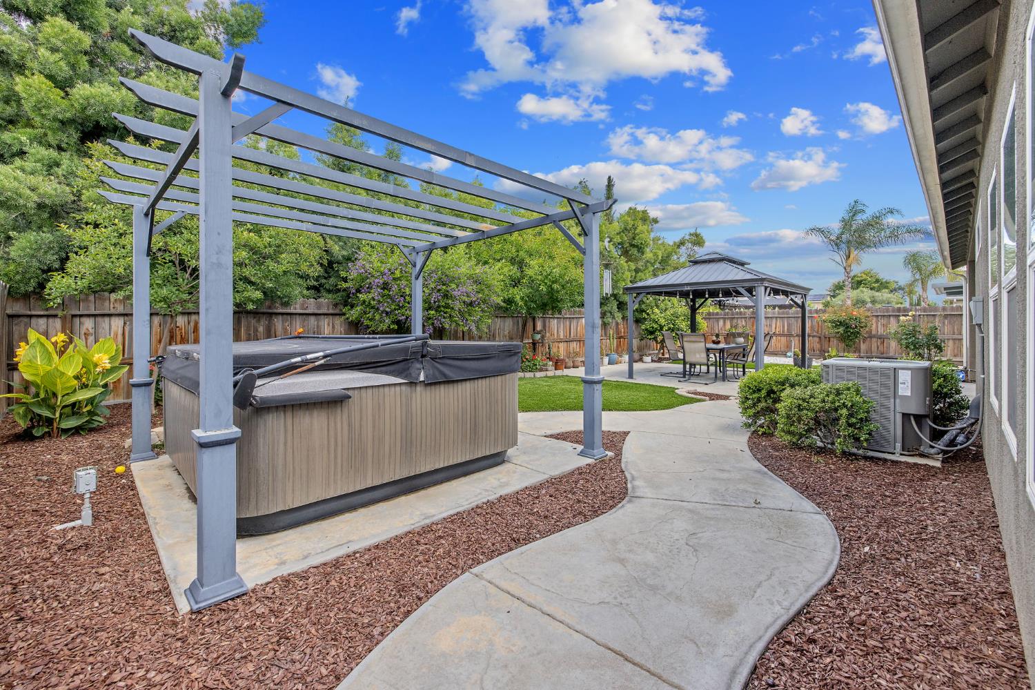 3938 W vine Ave, Visalia, CA 93291