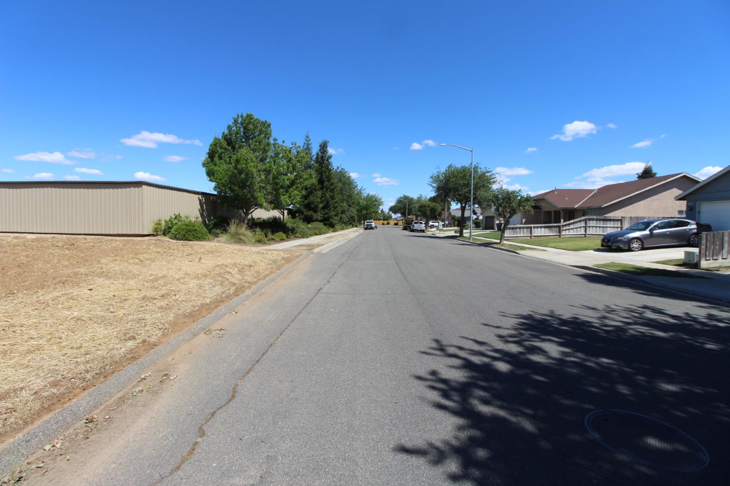 5717 W Shaw Ave, Fresno, CA 93722