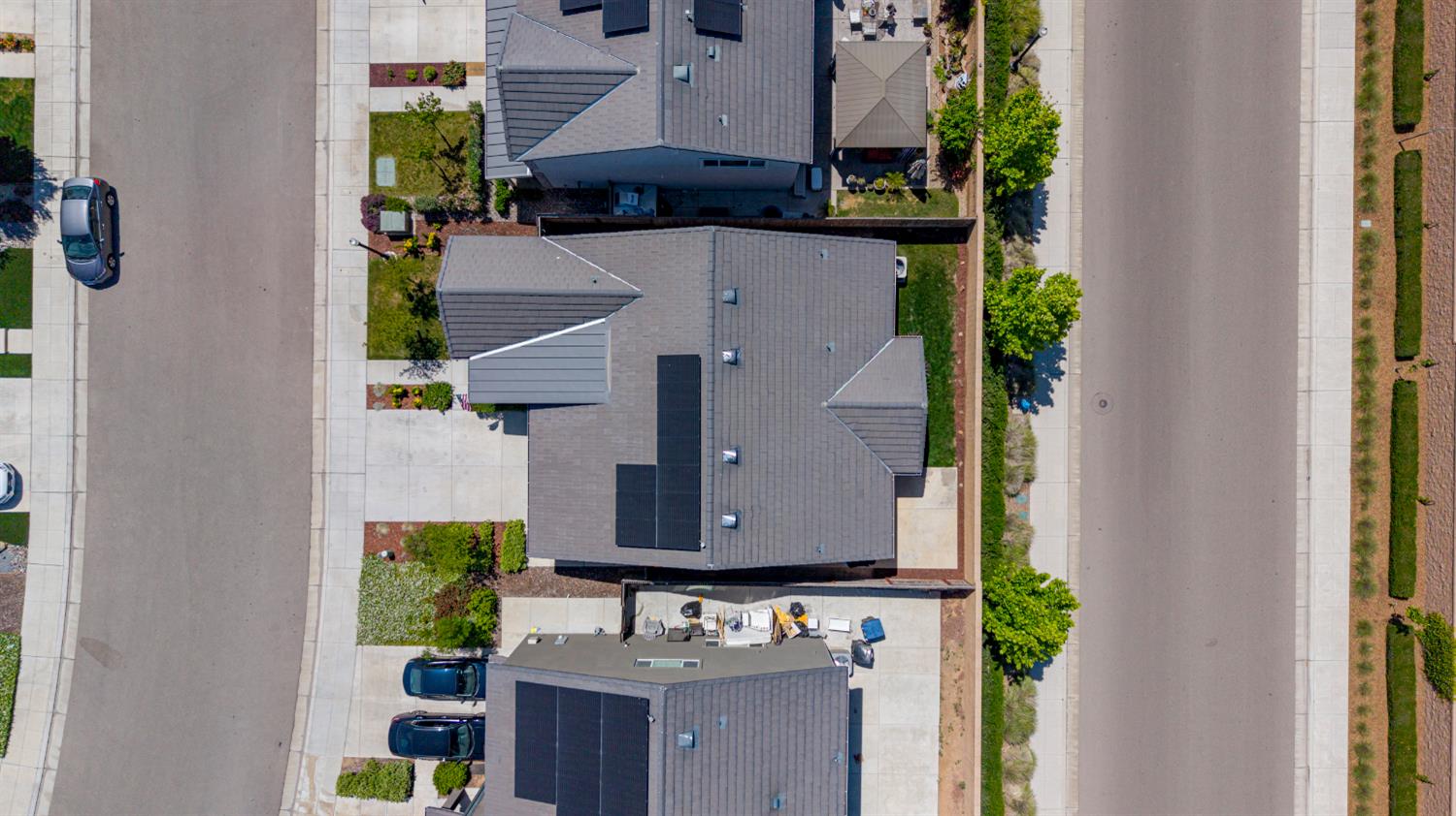 324 Huntington Ave S, Madera, CA 93636