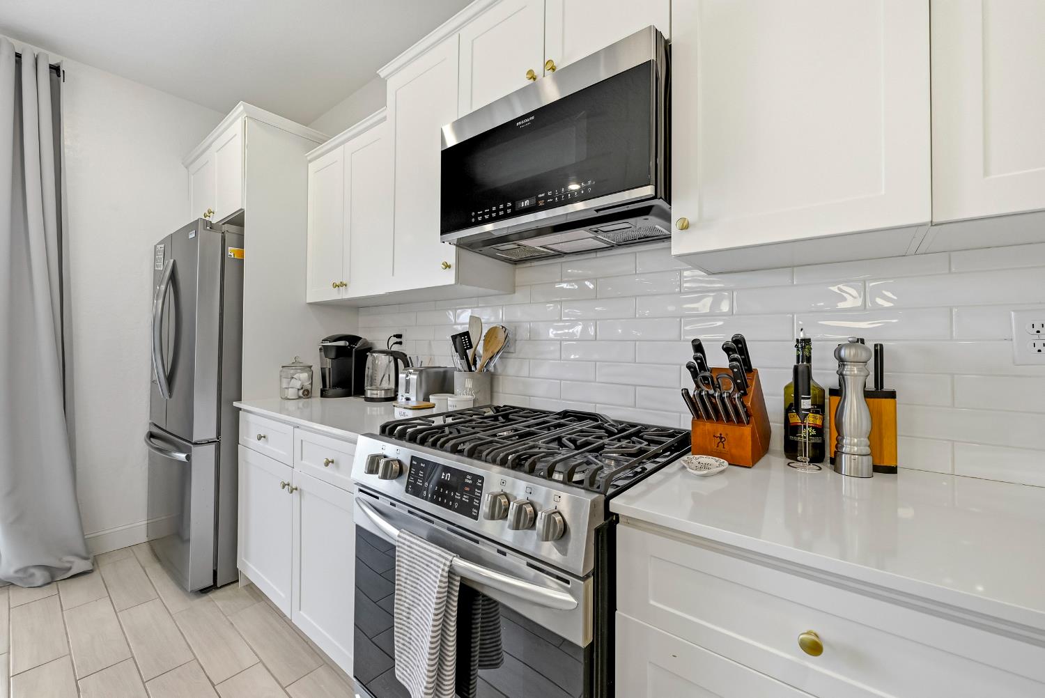 324 Huntington Ave S, Madera, CA 93636