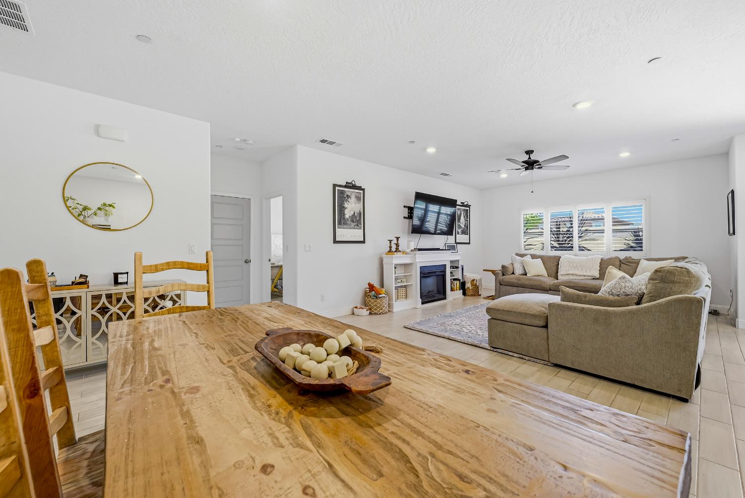 324 Huntington Ave S, Madera, CA 93636