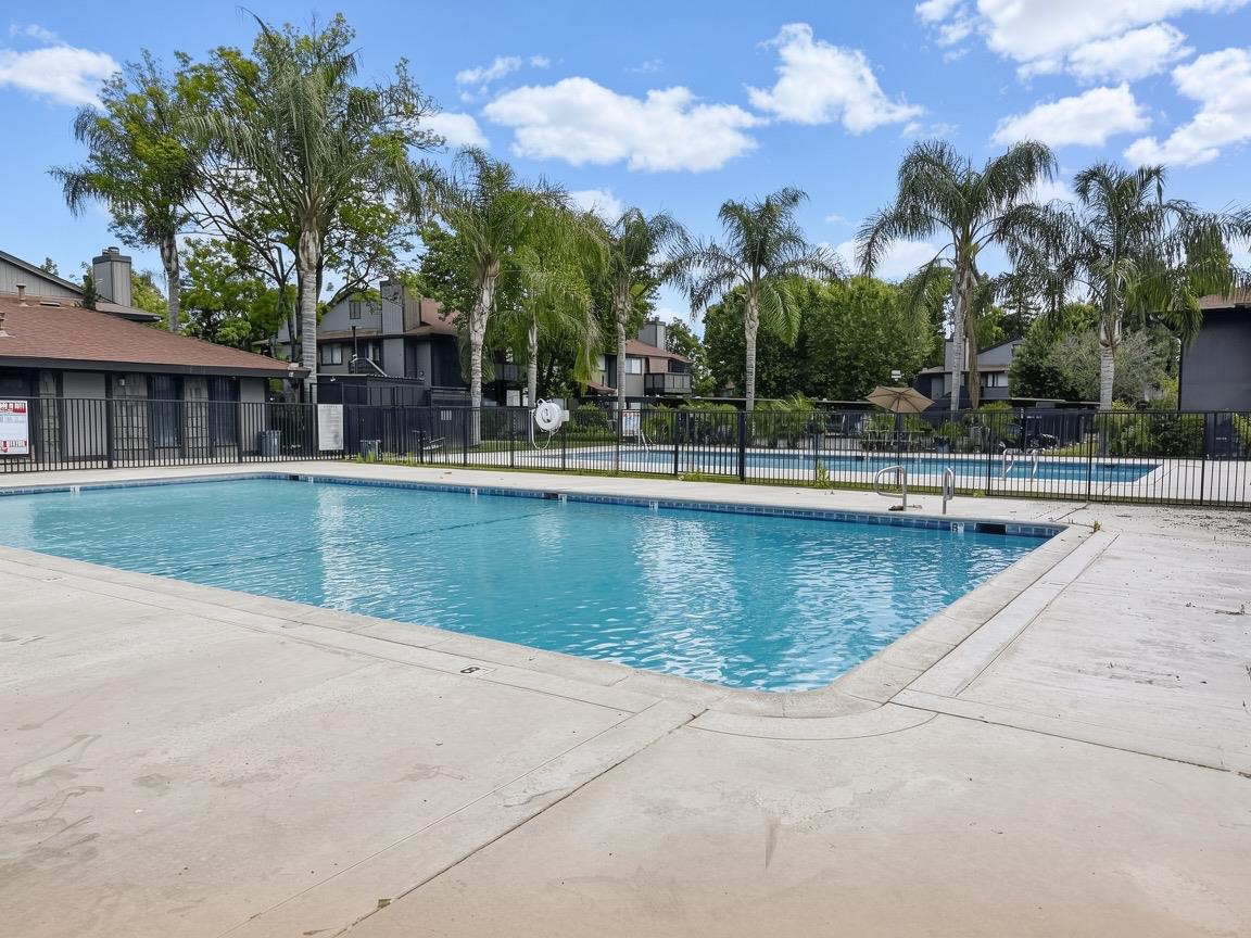 1190 S Winery Ave #289, Fresno, CA 93727