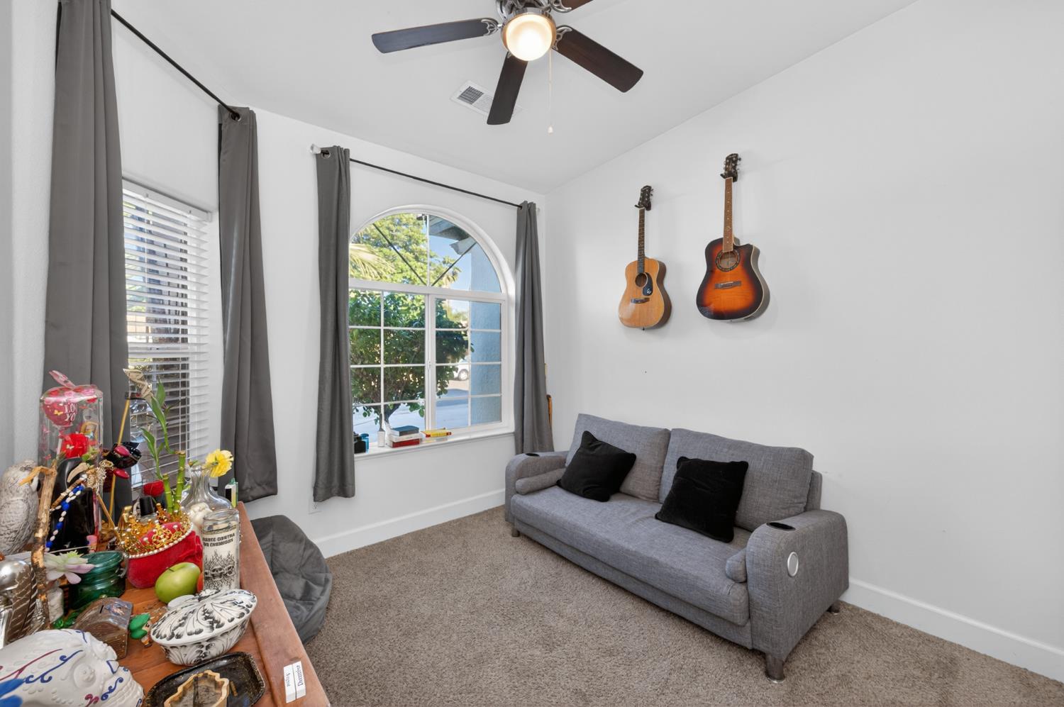 1208 Monterey Ave, Madera, CA 93637