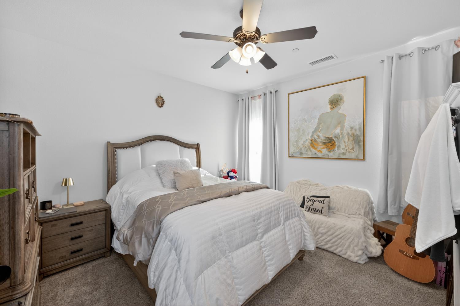 1208 Monterey Ave, Madera, CA 93637