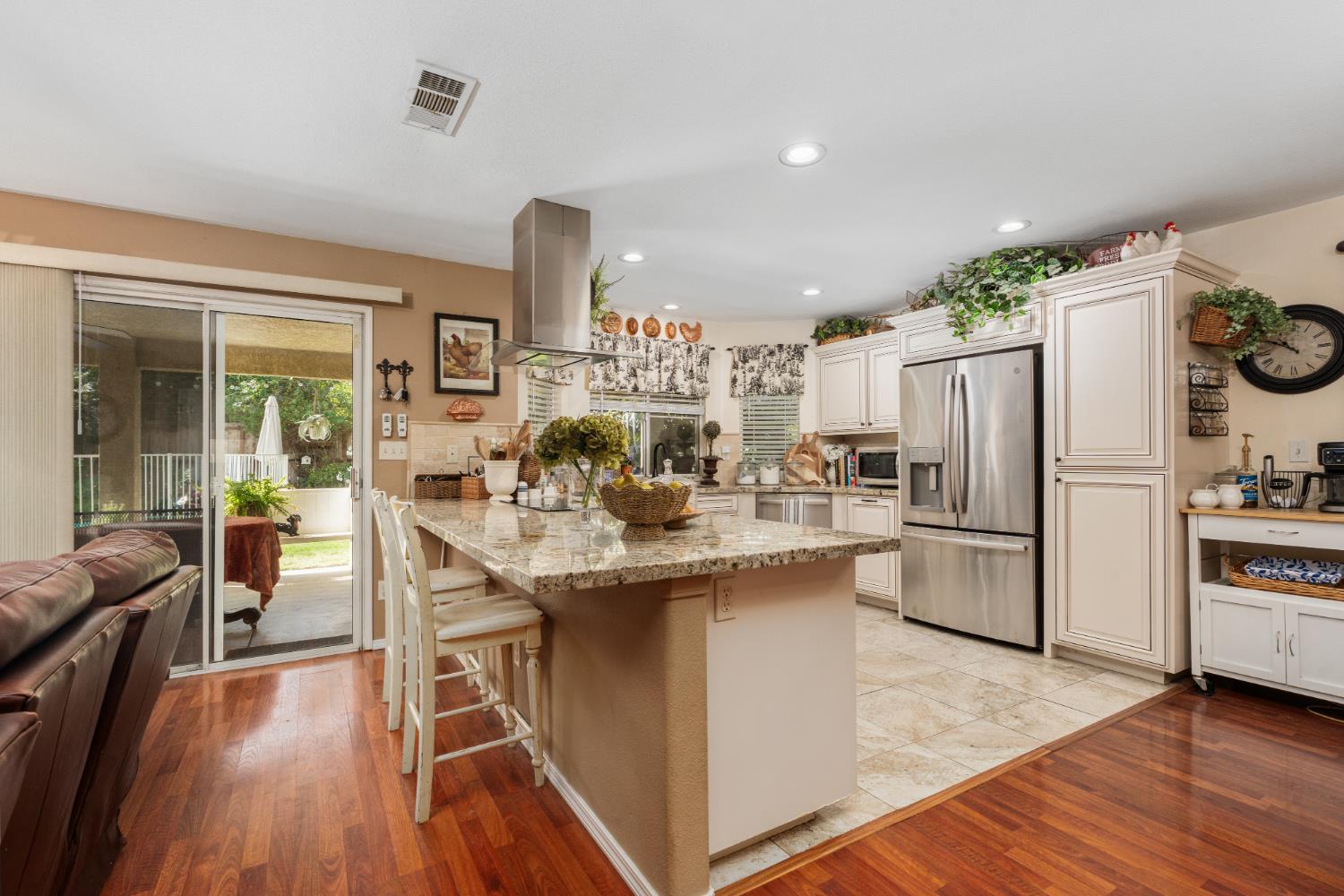 5123 W Browning Ave, Fresno, CA 93722