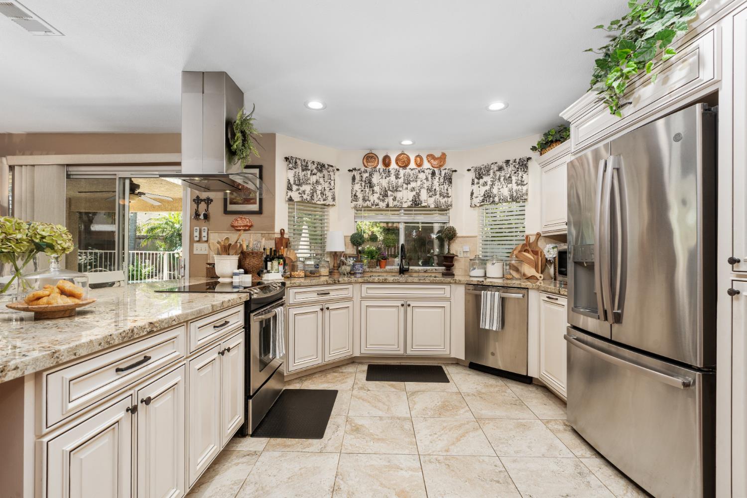 5123 W Browning Ave, Fresno, CA 93722