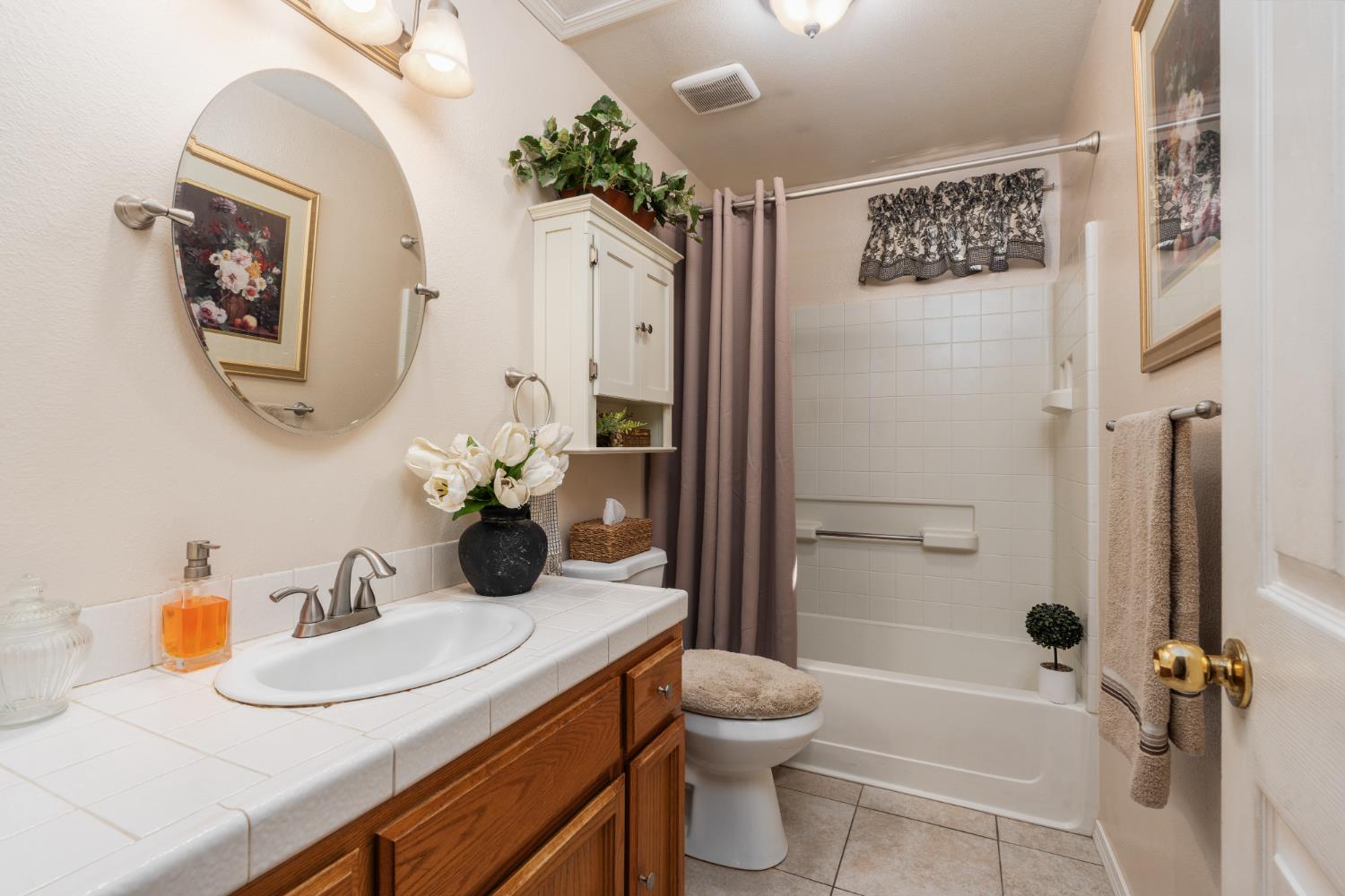 5123 W Browning Ave, Fresno, CA 93722