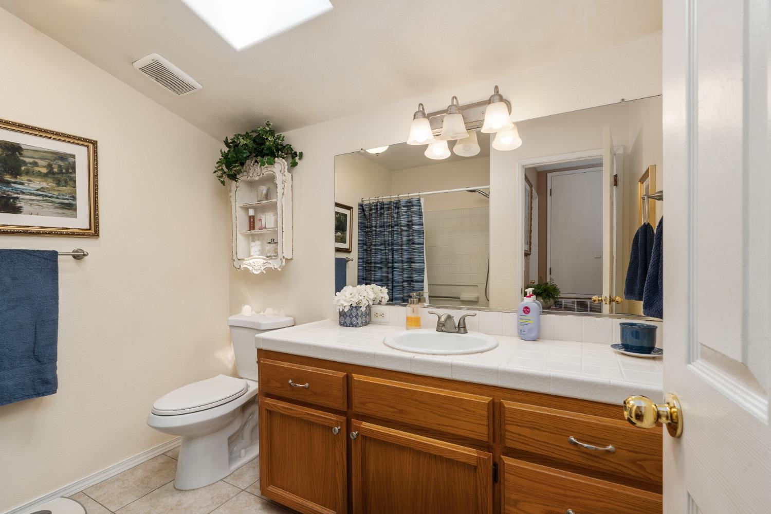 5123 W Browning Ave, Fresno, CA 93722