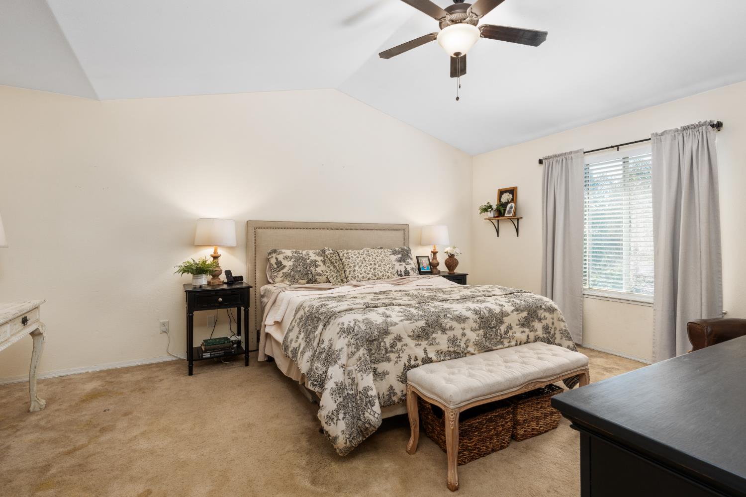 5123 W Browning Ave, Fresno, CA 93722