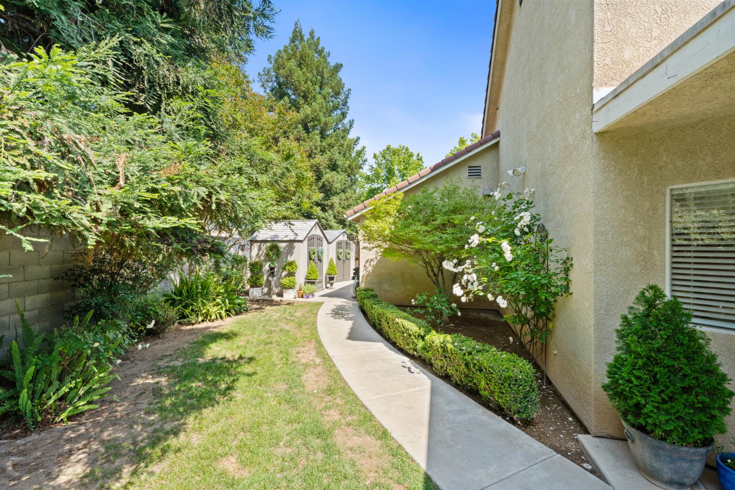 5123 W Browning Ave, Fresno, CA 93722