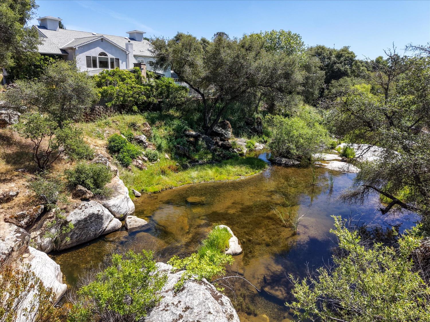 45858 Old Corral Rd, Oakhurst, CA 93614