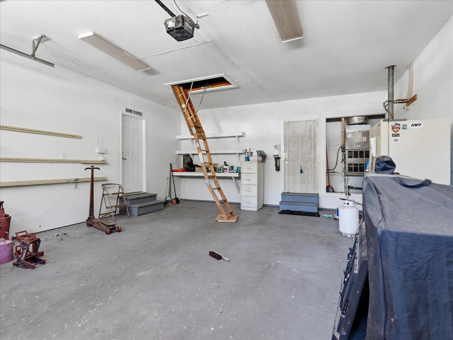 45858 Old Corral Rd, Oakhurst, CA 93614