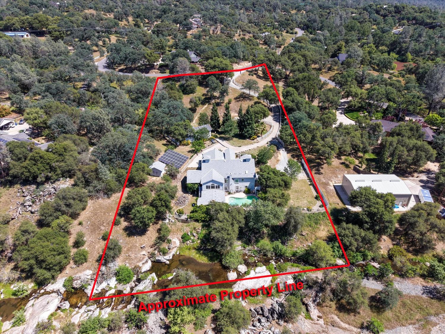 45858 Old Corral Rd, Oakhurst, CA 93614