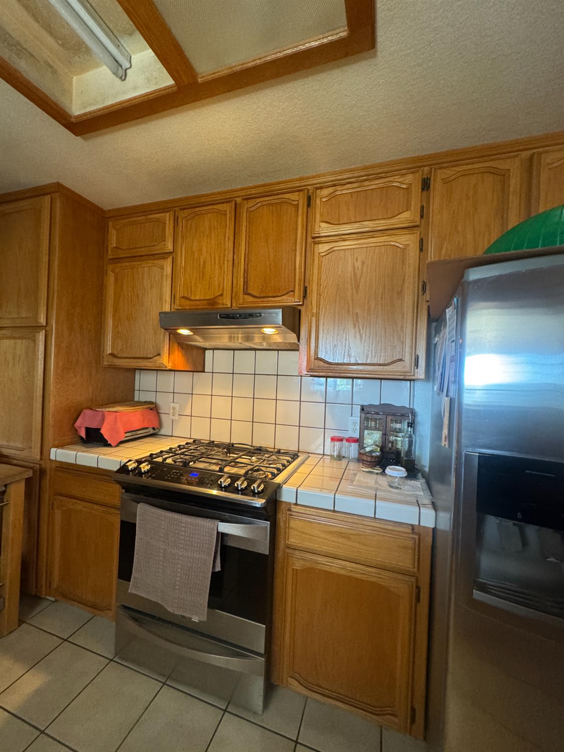 16861 Karen Rd, Madera, CA 93636