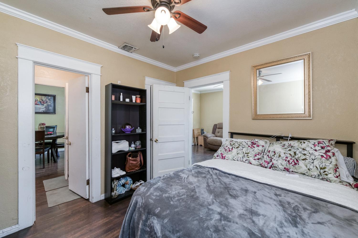 384 W Fir Ave, Pinedale, CA 93650