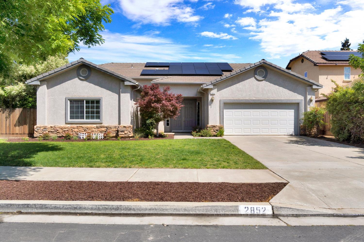 2852 Geary Ave, Sanger, CA 93657