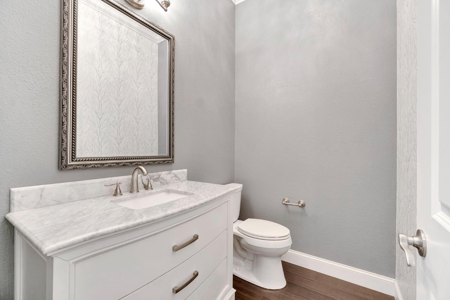 2852 Geary Ave, Sanger, CA 93657