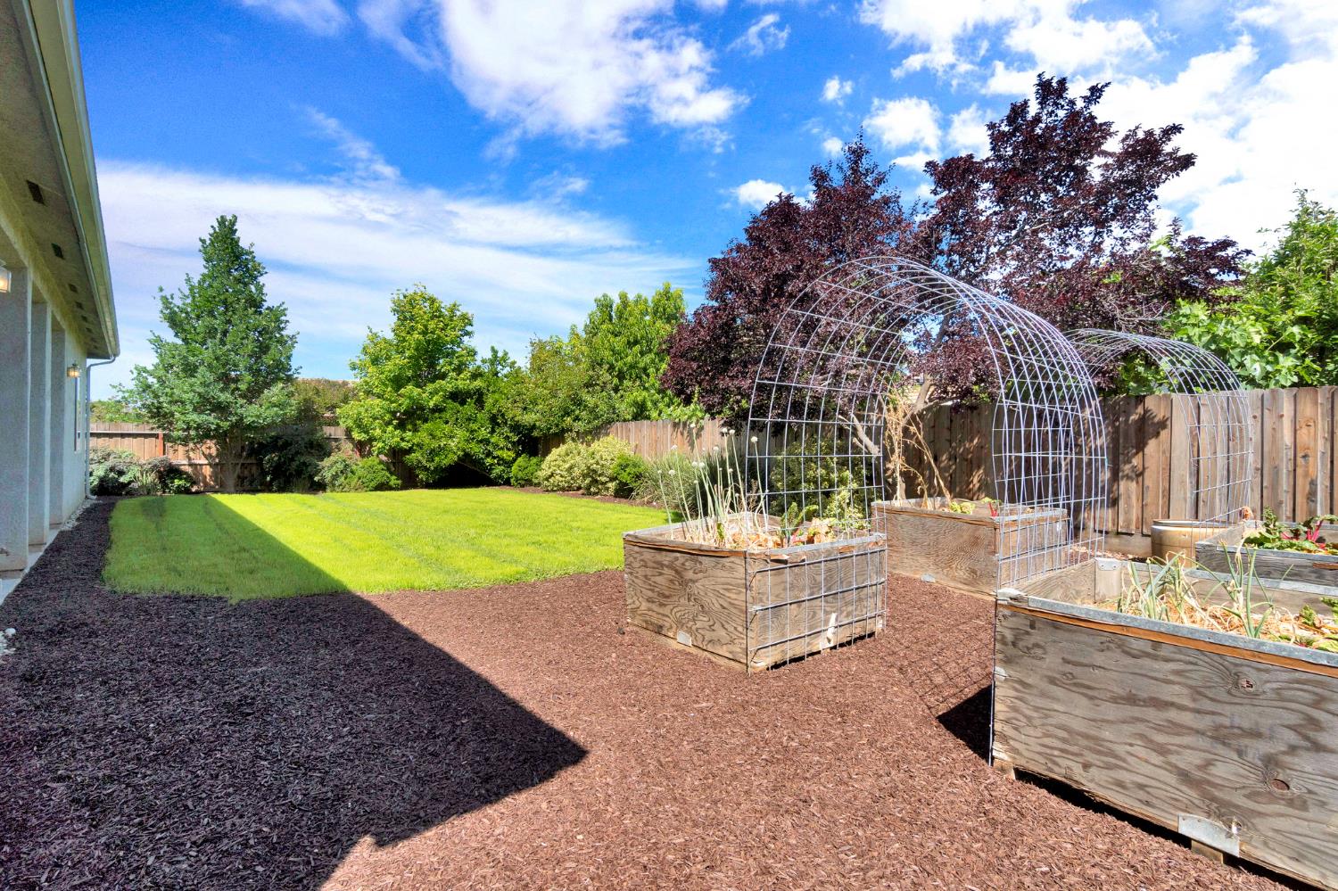 2852 Geary Ave, Sanger, CA 93657