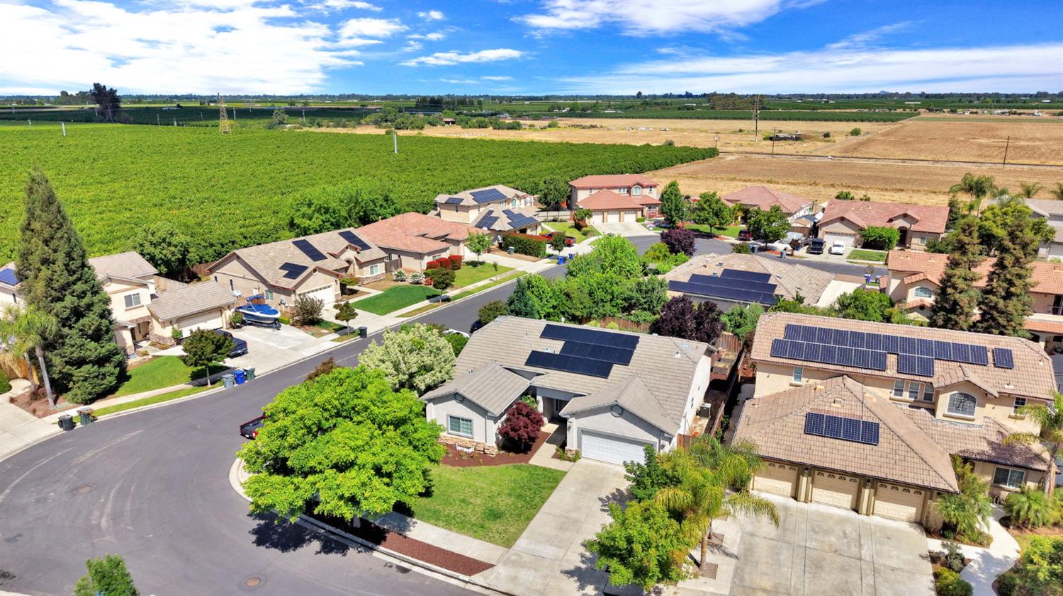 2852 Geary Ave, Sanger, CA 93657