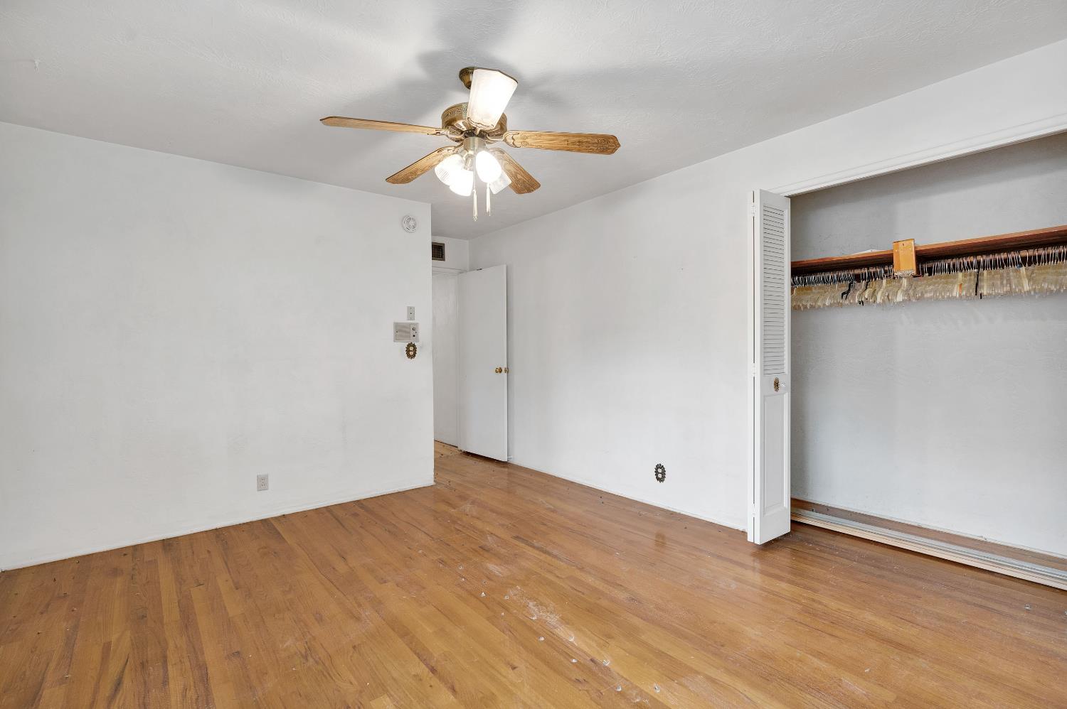 3376 E Richert, Fresno, CA 93726