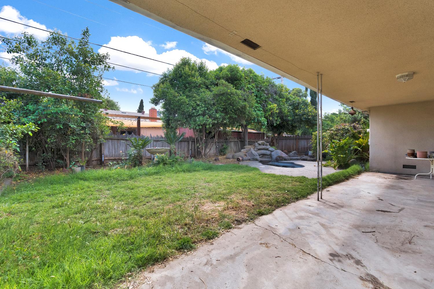 3376 E Richert, Fresno, CA 93726