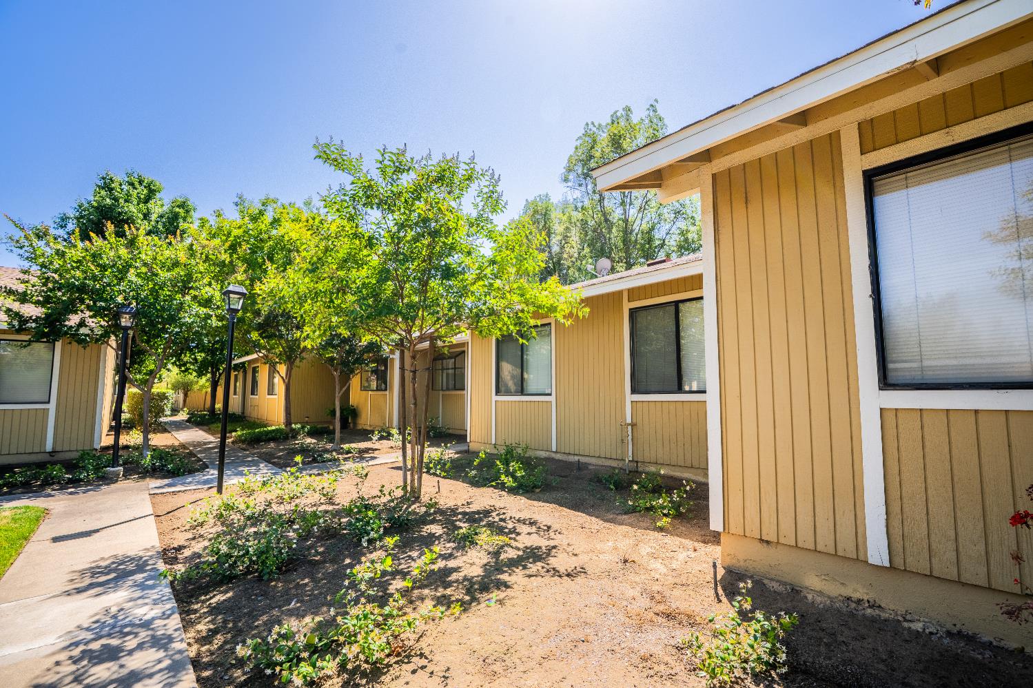 4885 N Backer Ave #128, Fresno, CA 93726