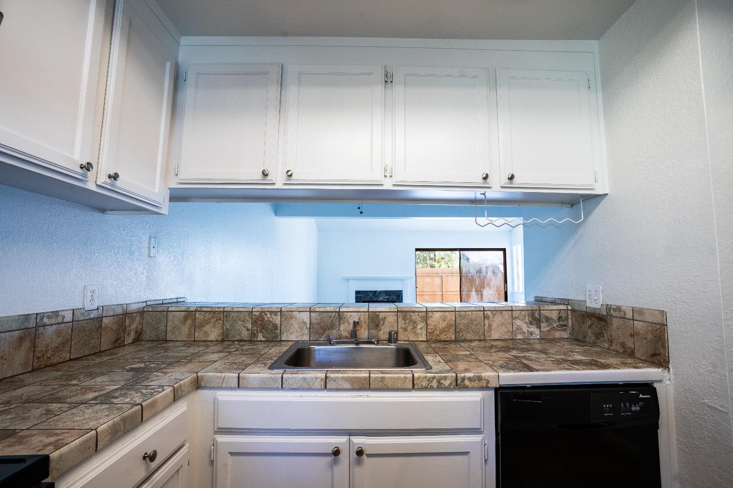 4885 N Backer Ave #128, Fresno, CA 93726