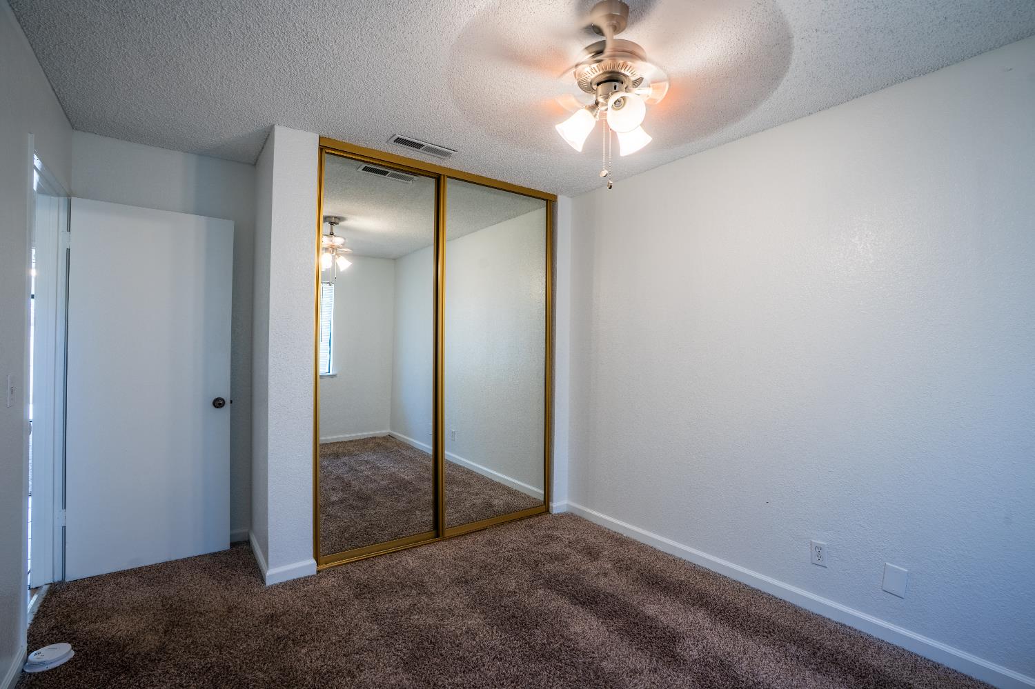 4885 N Backer Ave #128, Fresno, CA 93726