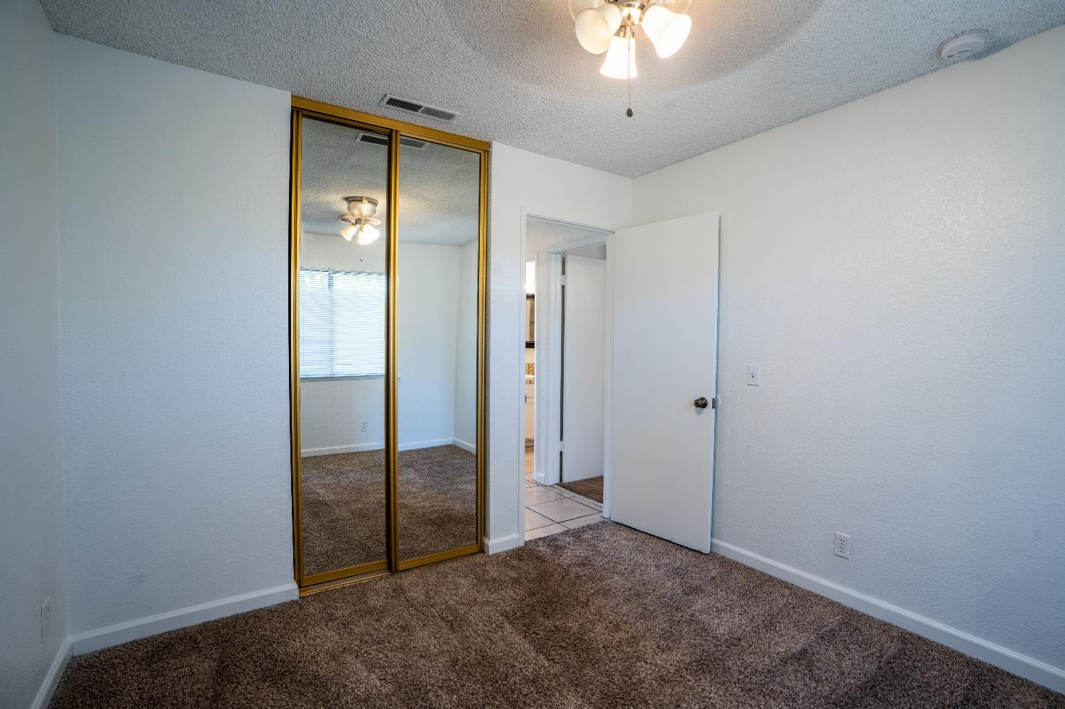 4885 N Backer Ave #128, Fresno, CA 93726
