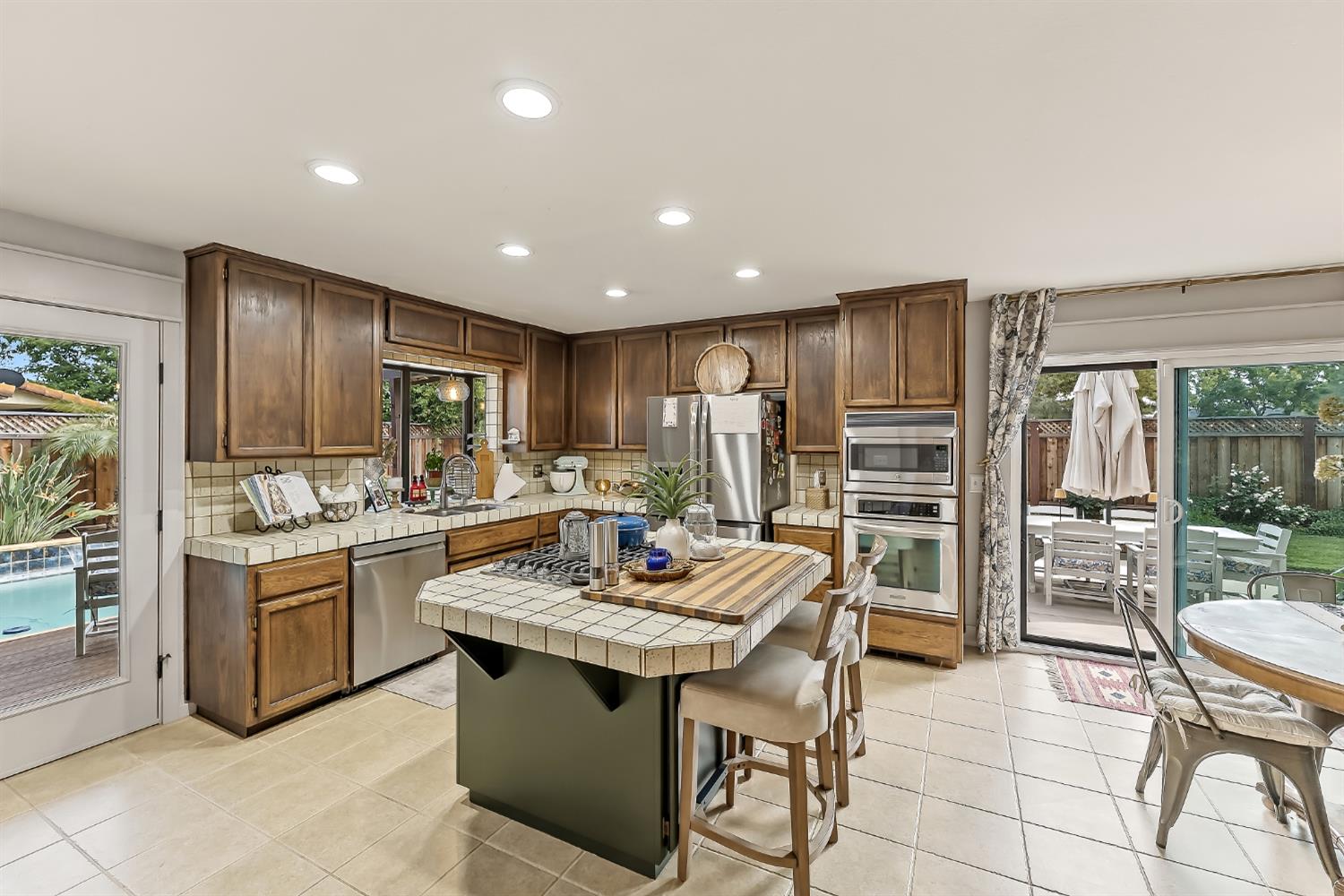 2133 S 10th, Los Banos, CA 93636