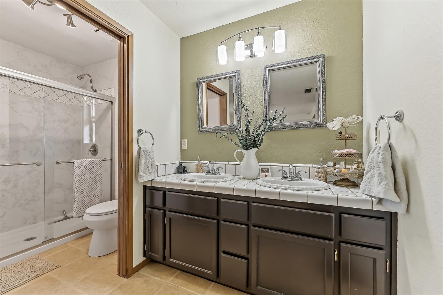 2133 S 10th, Los Banos, CA 93636