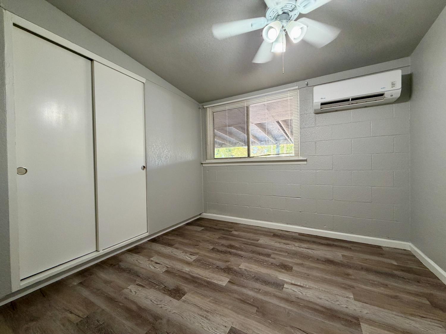 221 K St, Sanger, CA 93657