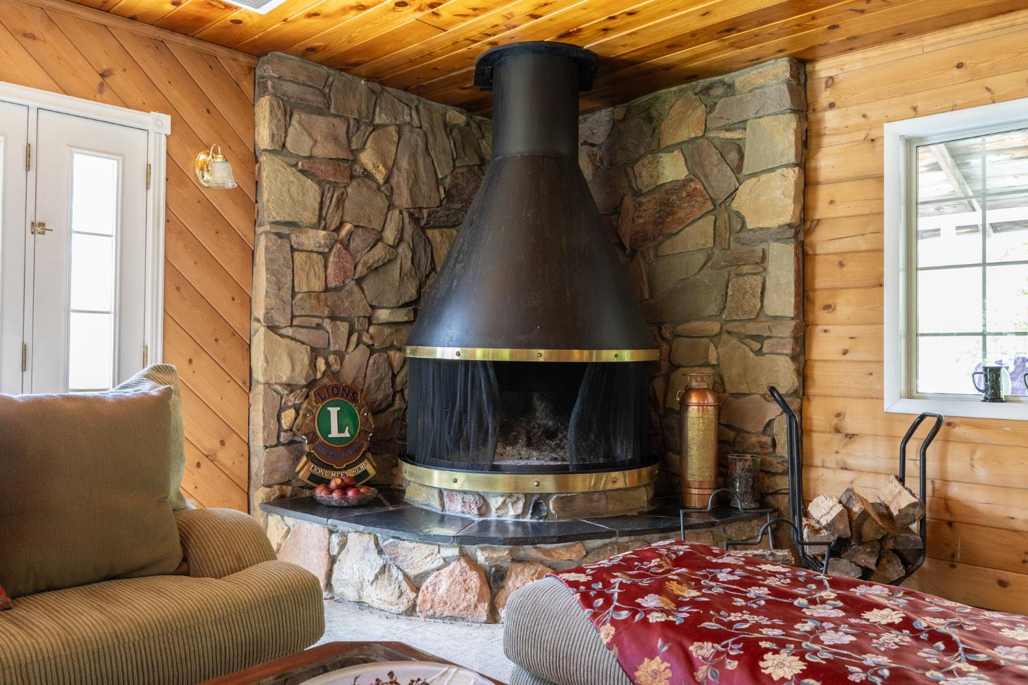 39520 Pierce Lake Dr, Oakhurst, CA 93644