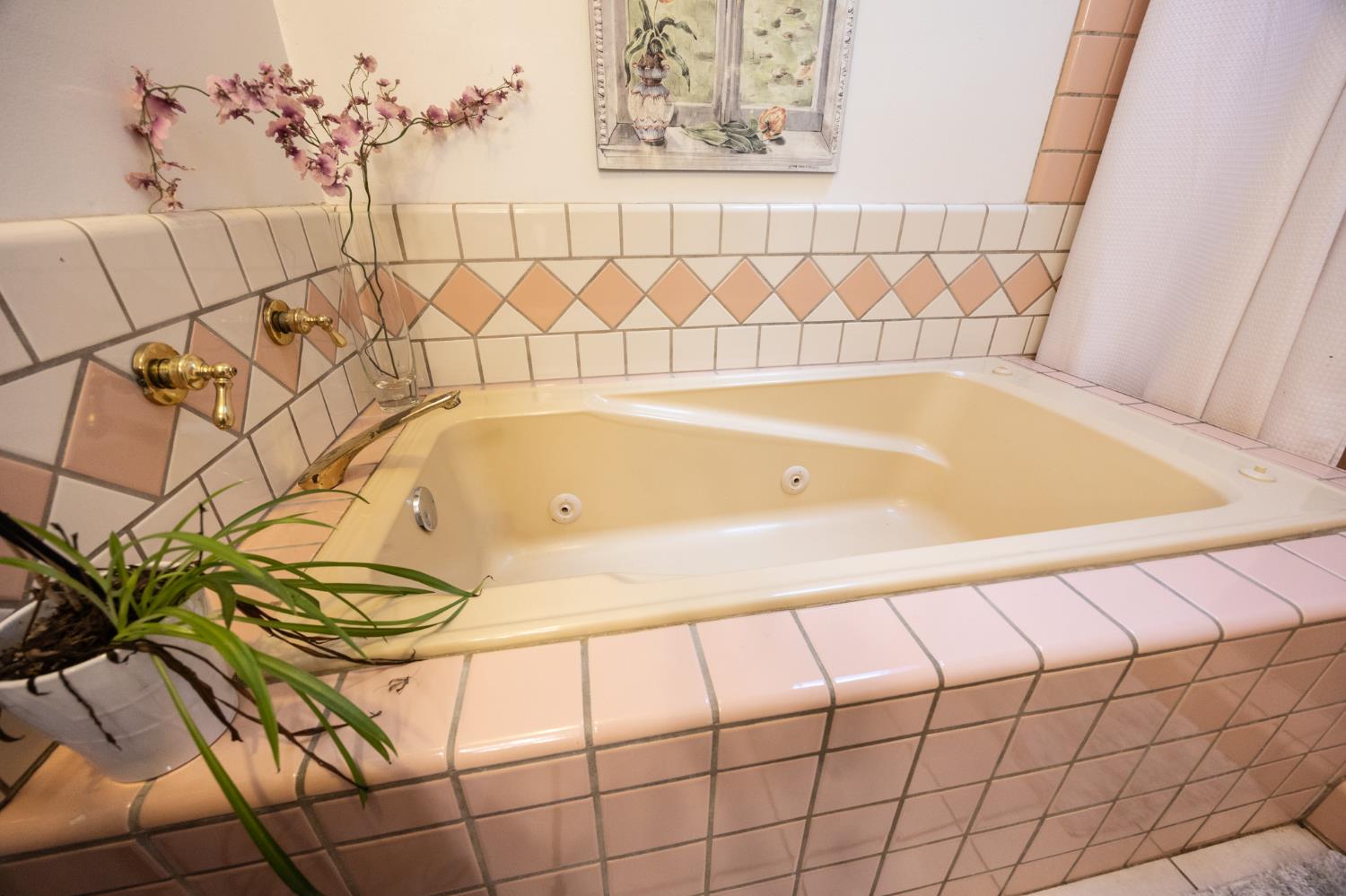 39520 Pierce Lake Dr, Oakhurst, CA 93644