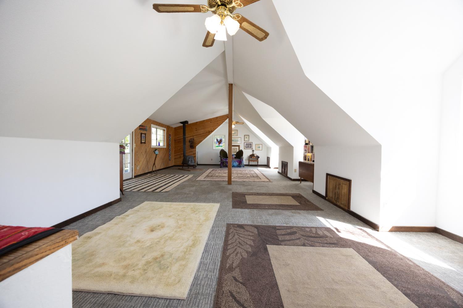 39520 Pierce Lake Dr, Oakhurst, CA 93644