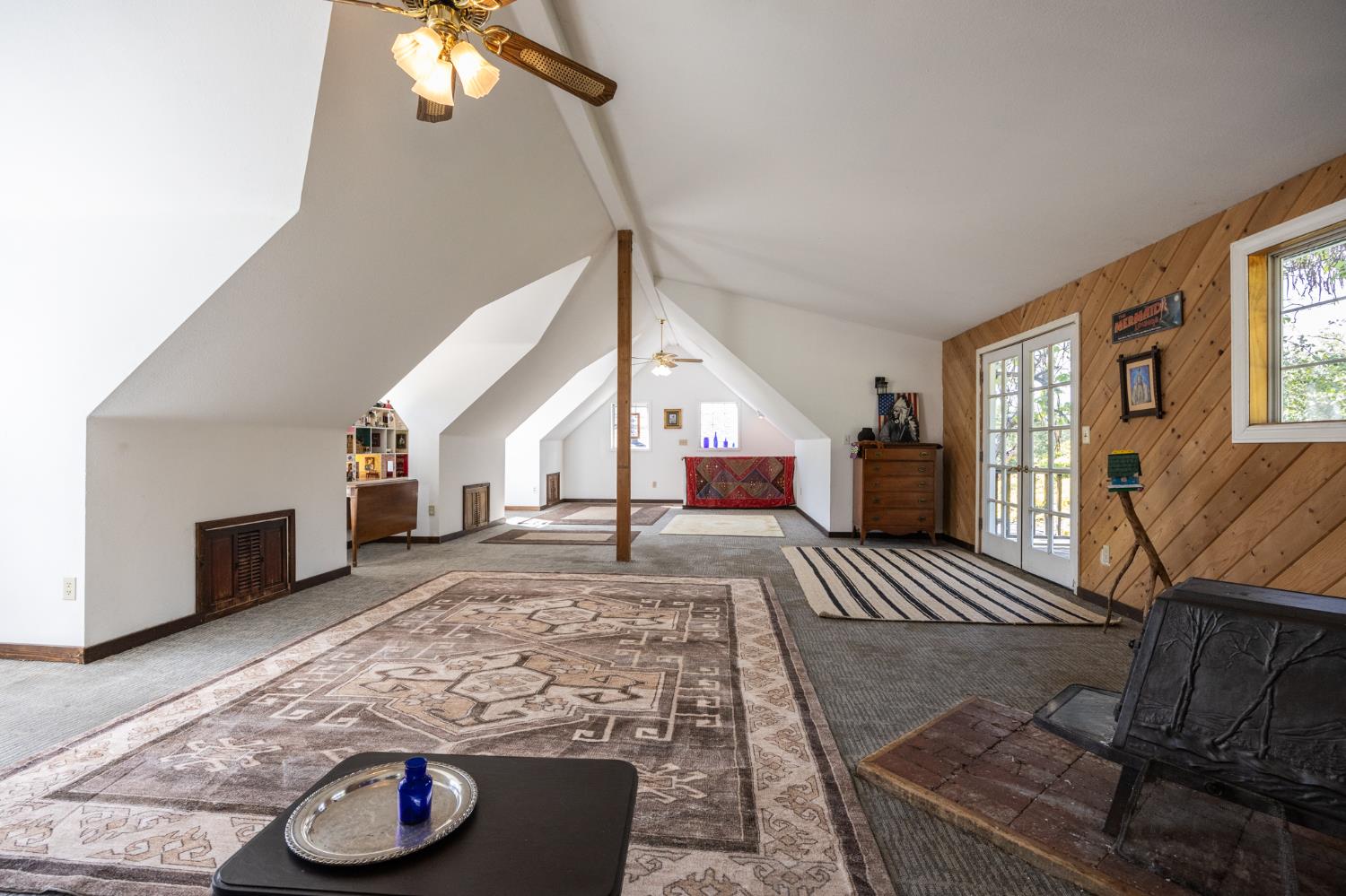 39520 Pierce Lake Dr, Oakhurst, CA 93644