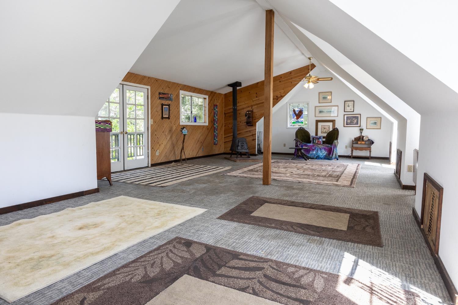 39520 Pierce Lake Dr, Oakhurst, CA 93644