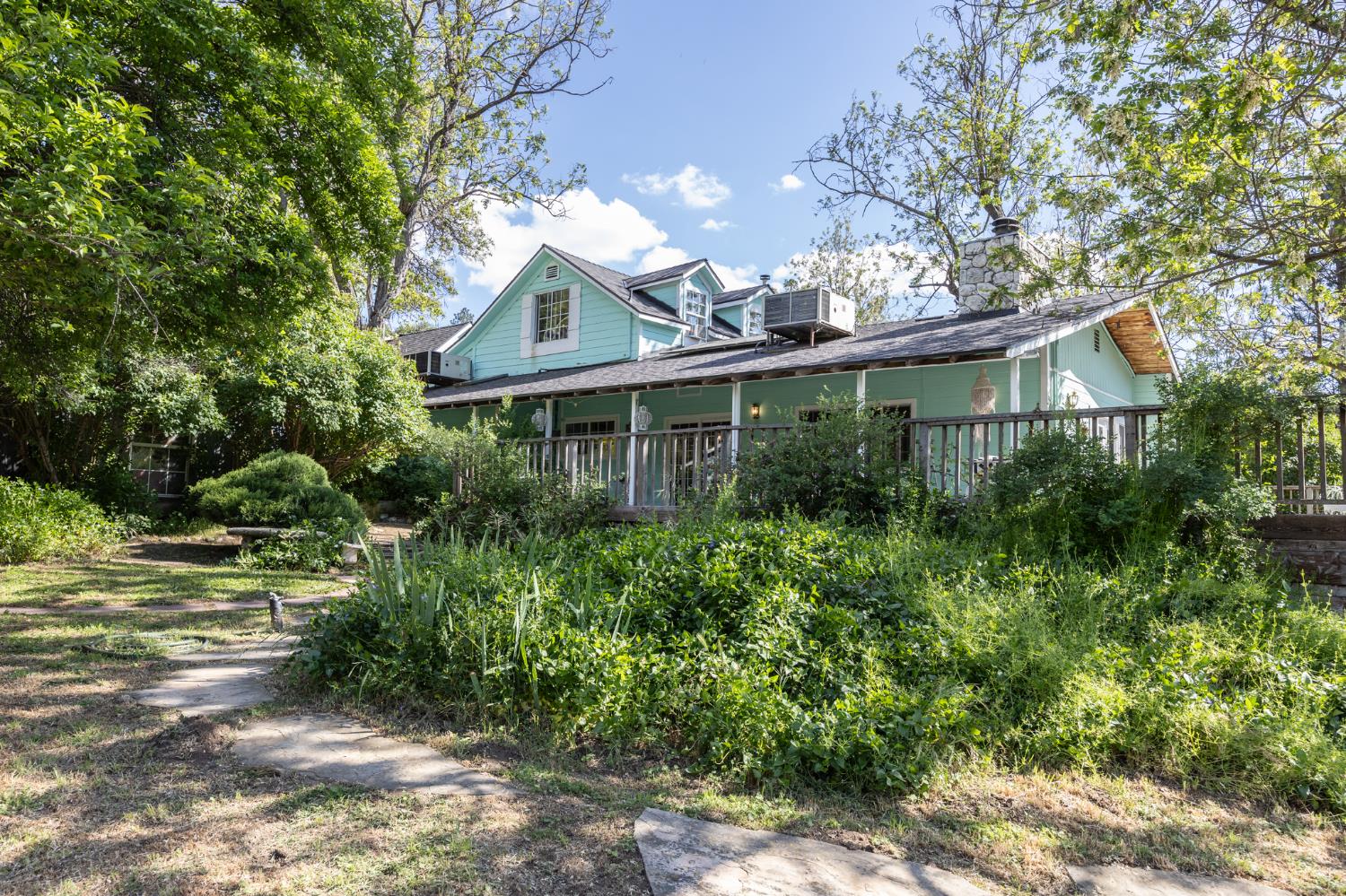 39520 Pierce Lake Dr, Oakhurst, CA 93644