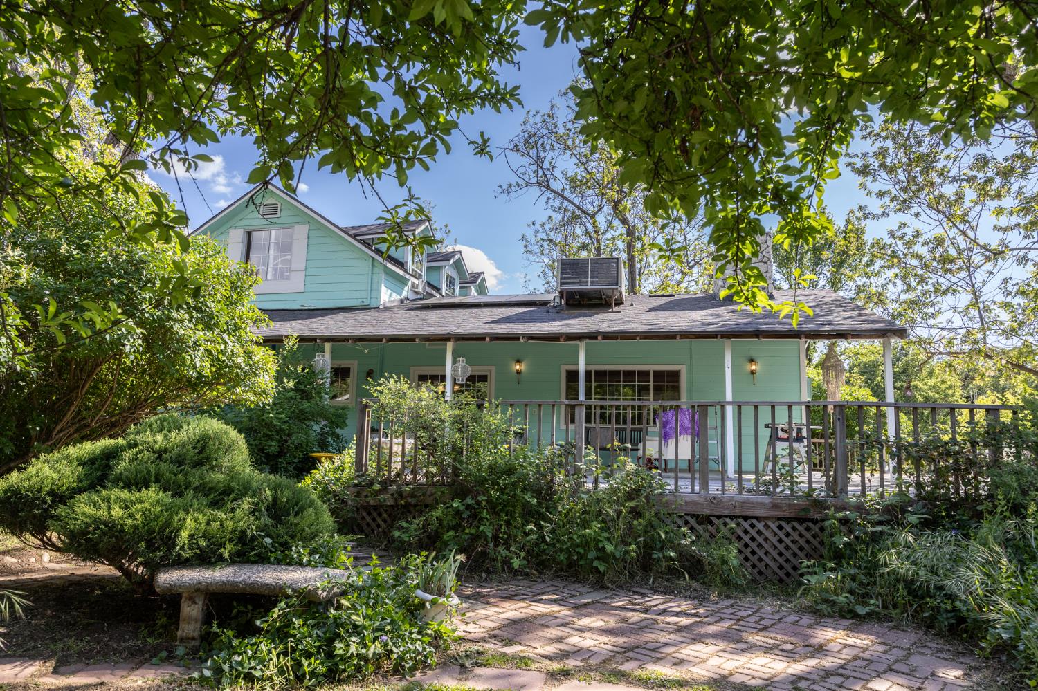 39520 Pierce Lake Dr, Oakhurst, CA 93644