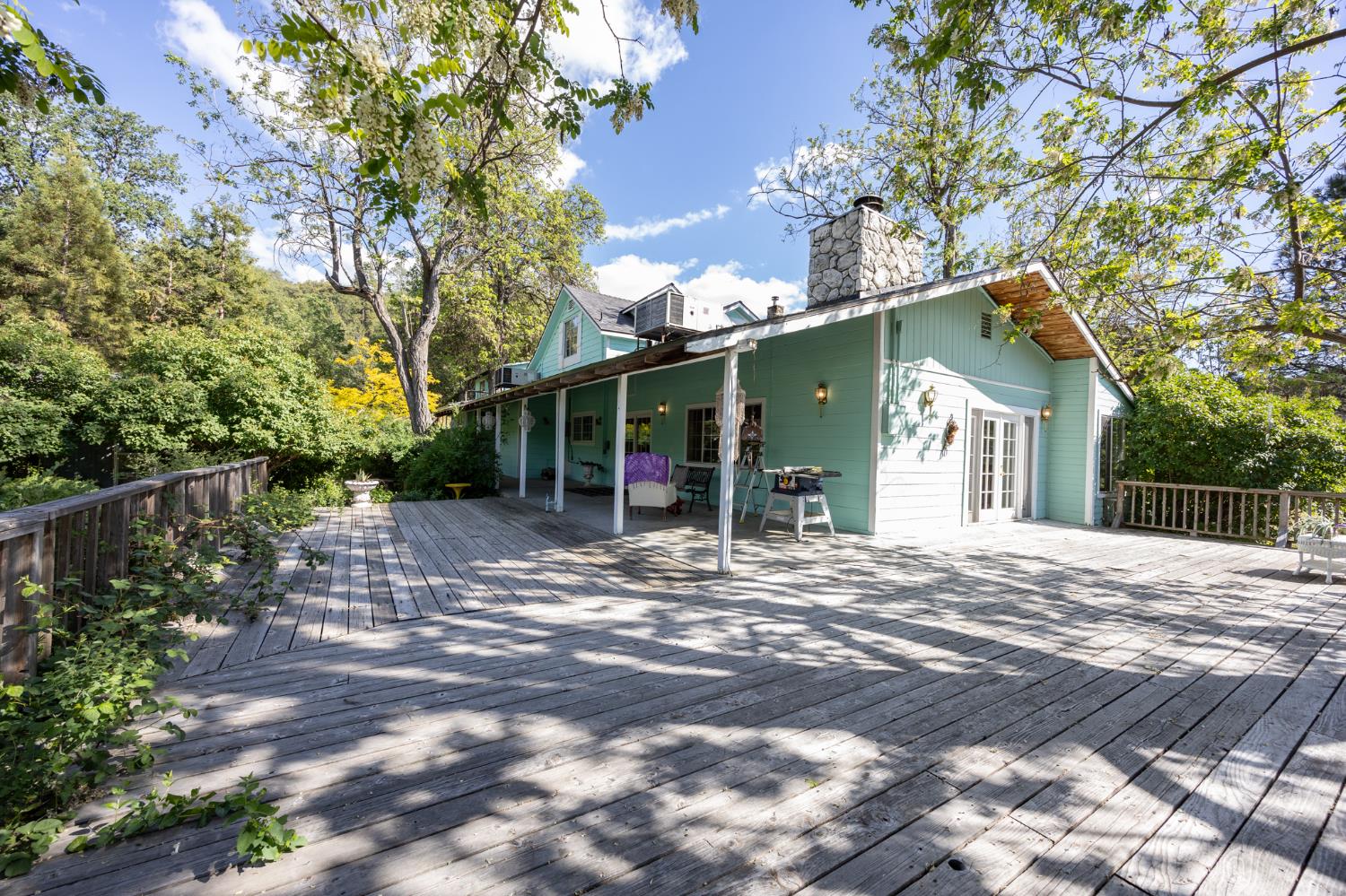 39520 Pierce Lake Dr, Oakhurst, CA 93644