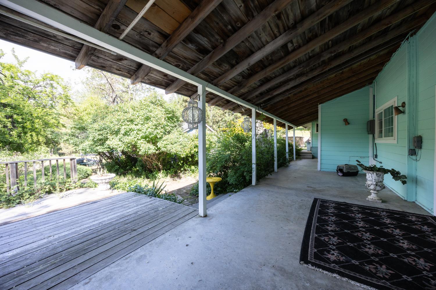 39520 Pierce Lake Dr, Oakhurst, CA 93644