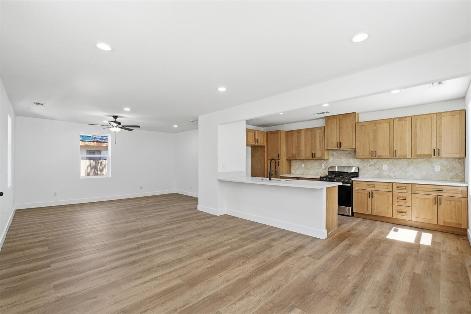 121 Orange Ave, Chowchilla, CA 93610