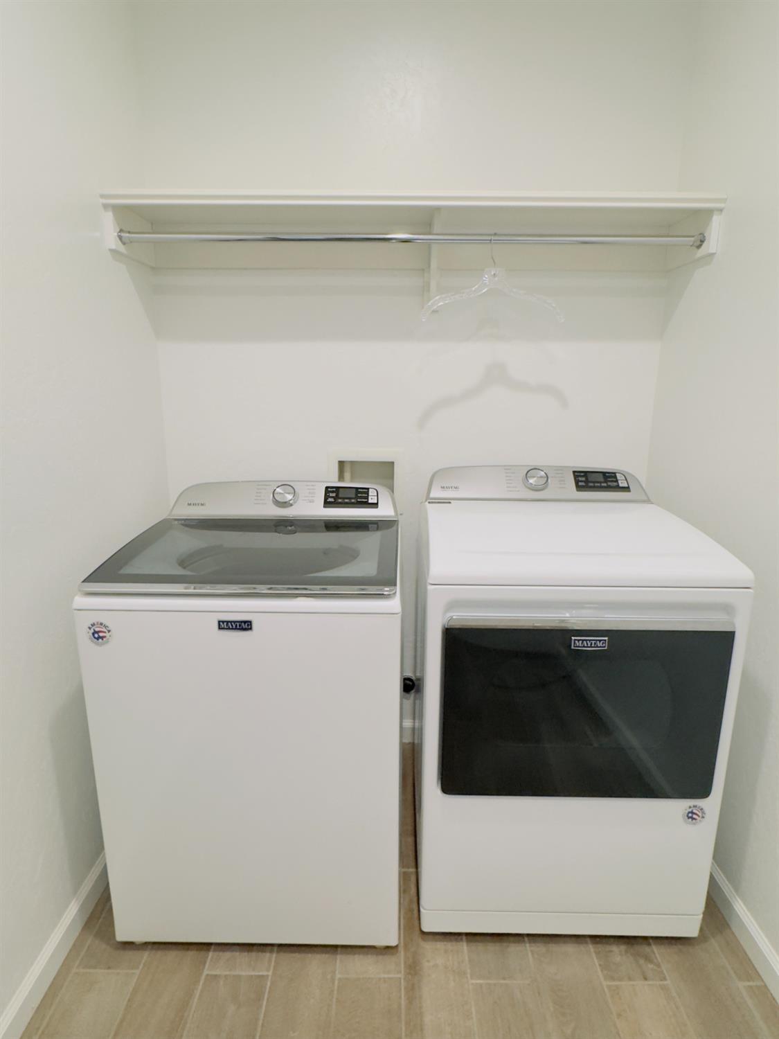 1620 W Porter Ave, Visalia, CA 93291