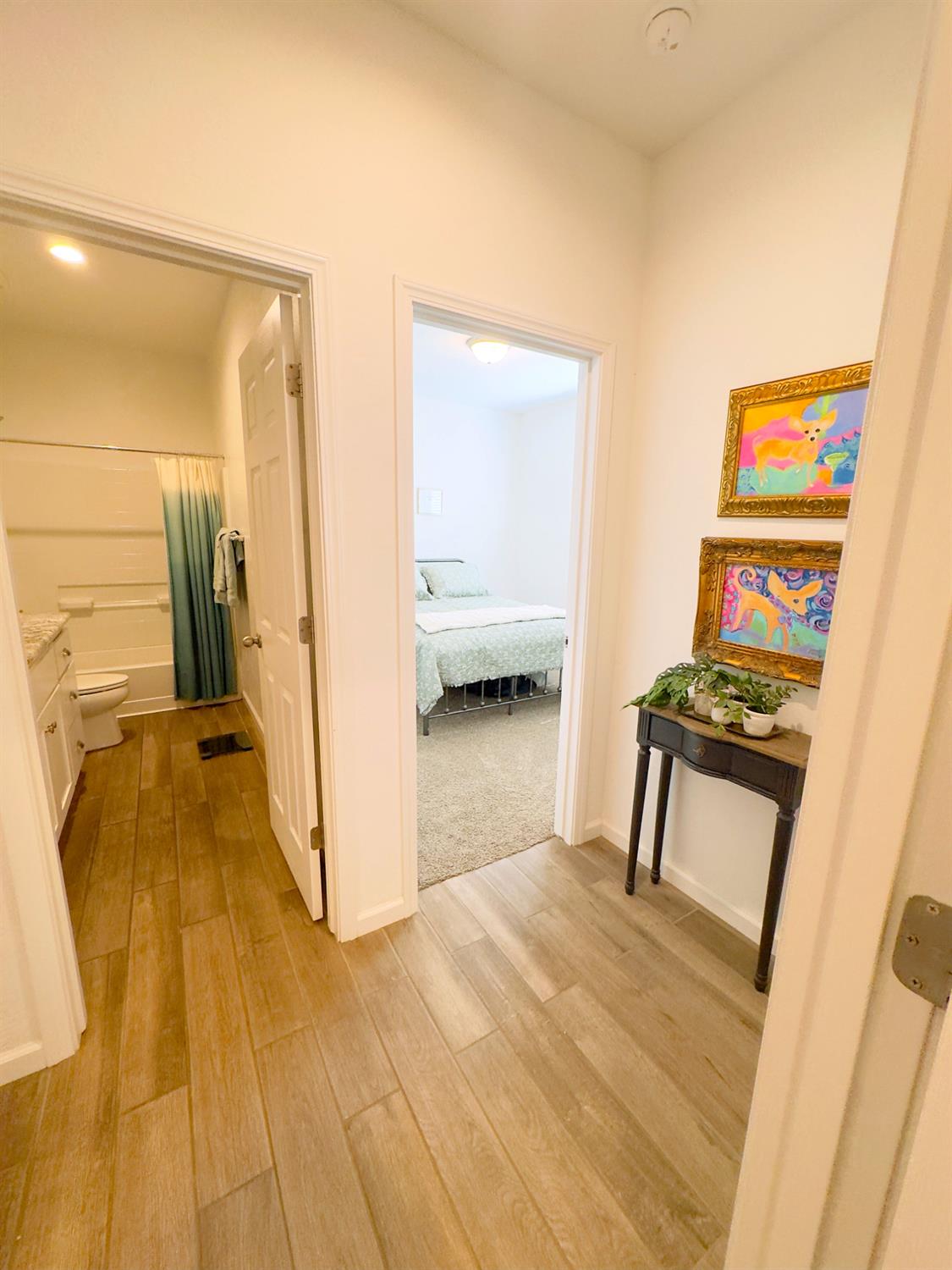 1620 W Porter Ave, Visalia, CA 93291