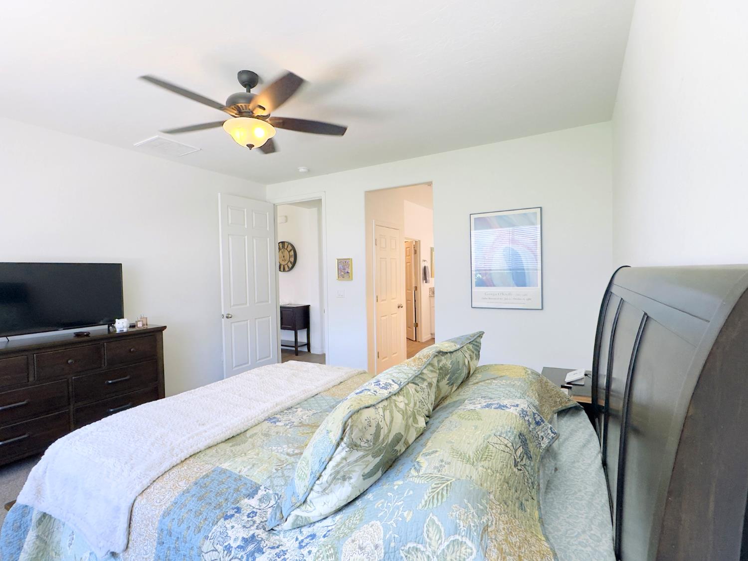 1620 W Porter Ave, Visalia, CA 93291