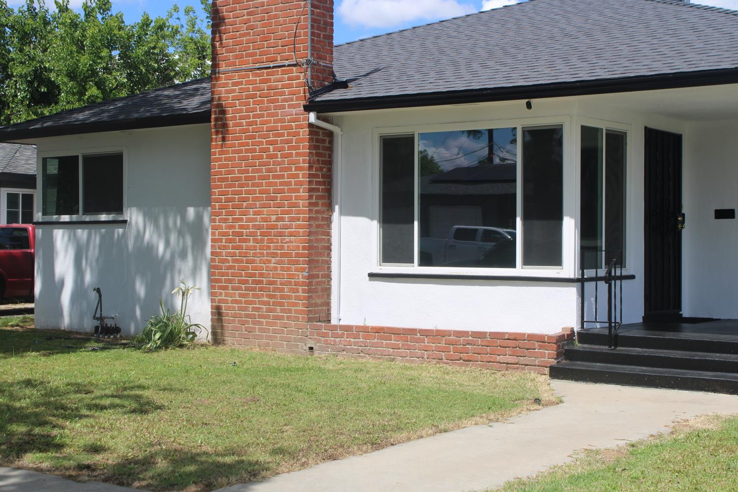 3645 E Cortland Ave, Fresno, CA 93726