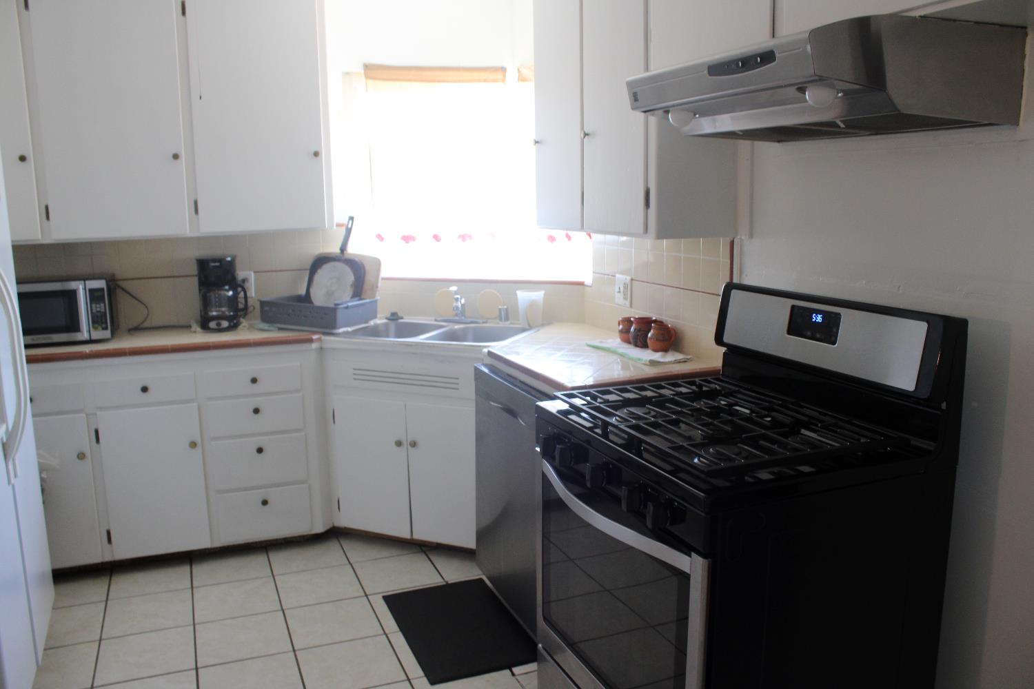 3645 E Cortland Ave, Fresno, CA 93726