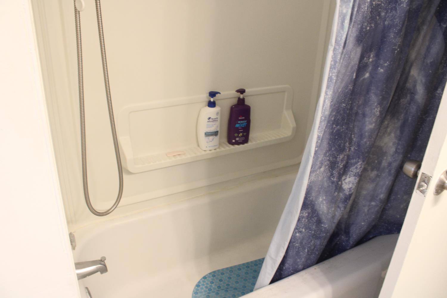 3645 E Cortland Ave, Fresno, CA 93726